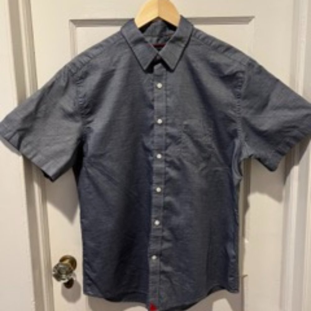 UNTUCKit Mens Petrus Short Sleeve Button Up Shirt NEVER WORN Blue LARGE